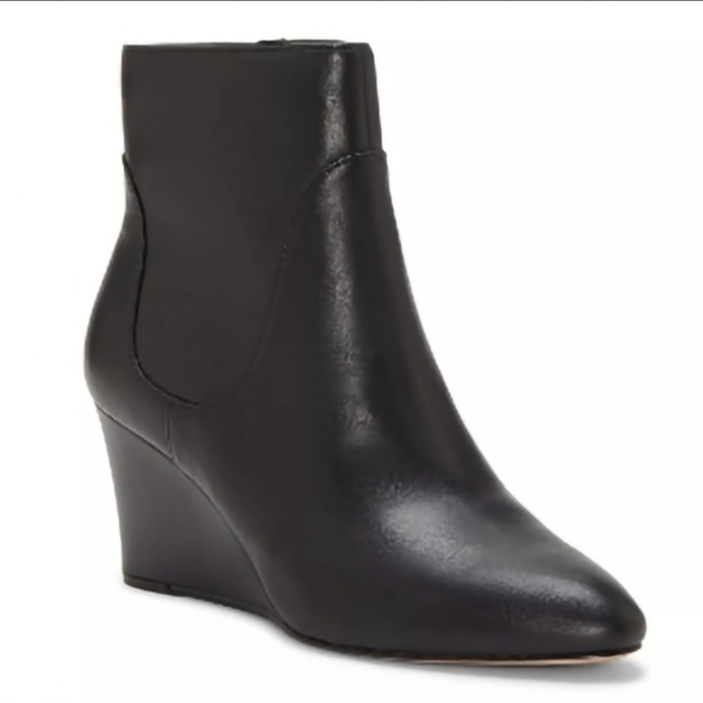 Faux Leather boots sz 6